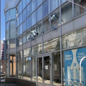 Сдается Нежилое помещение, 305 м²
