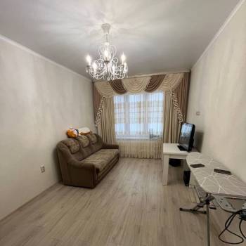 Сдается 2-х комнатная квартира, 61 м²