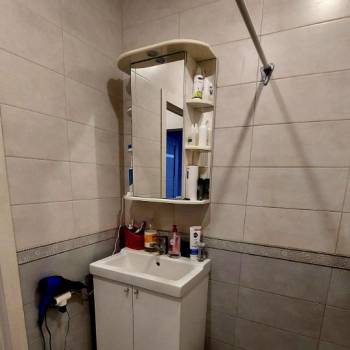 Продается 1-комнатная квартира, 37 м²