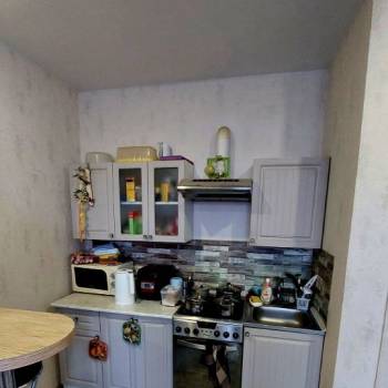 Продается 1-комнатная квартира, 37 м²