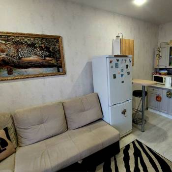 Продается 1-комнатная квартира, 37 м²
