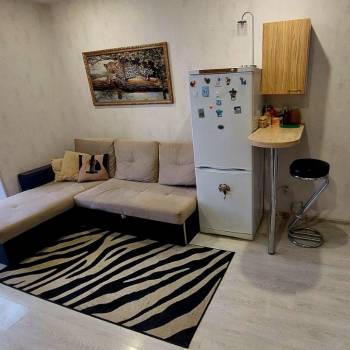 Продается 1-комнатная квартира, 37 м²