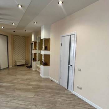 Продается 3-х комнатная квартира, 105,4 м²