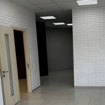 Сдается Нежилое помещение, 56 м²