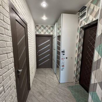 Продается 1-комнатная квартира, 48 м²