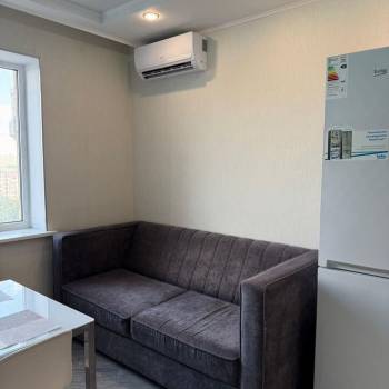 Продается 1-комнатная квартира, 48 м²