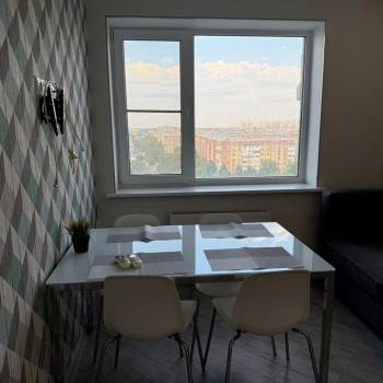 Продается 1-комнатная квартира, 48 м²