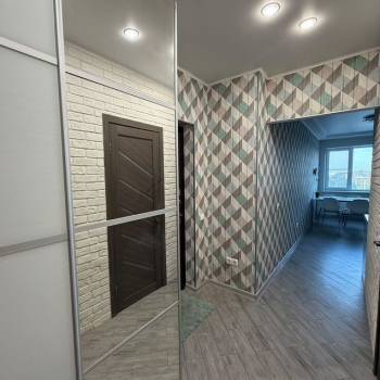 Продается 1-комнатная квартира, 48 м²