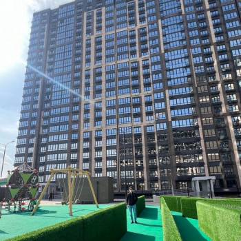 Продается 1-комнатная квартира, 52 м²