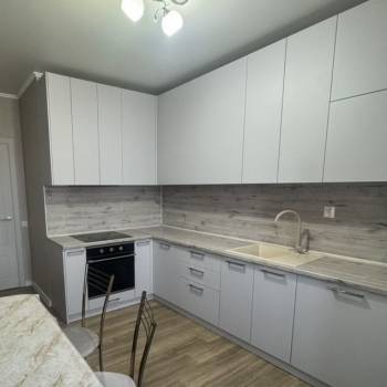 Сдается 1-комнатная квартира, 43 м²