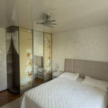 Сдается 2-х комнатная квартира, 70 м²