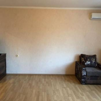 Сдается 1-комнатная квартира, 49 м²