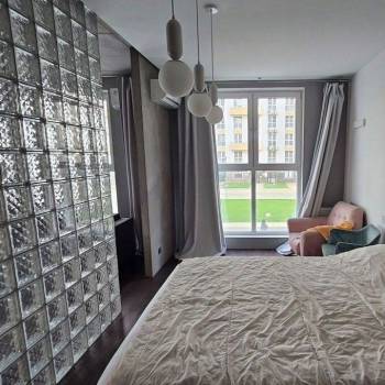 Продается 1-комнатная квартира, 42 м²