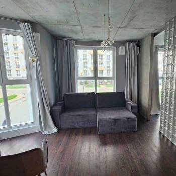 Продается 1-комнатная квартира, 42 м²