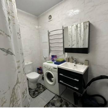 Продается 1-комнатная квартира, 39 м²