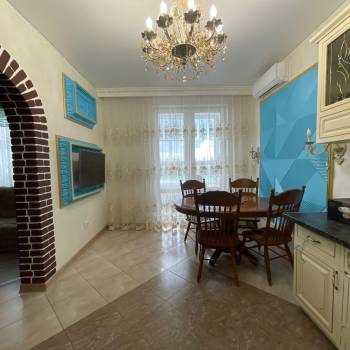 Продается 1-комнатная квартира, 50 м²