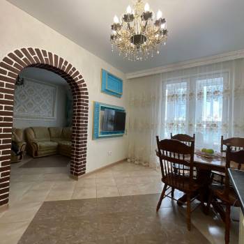 Продается 1-комнатная квартира, 50 м²