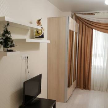 Продается 1-комнатная квартира, 40 м²