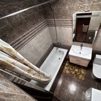 Сдается 1-комнатная квартира, 42 м²
