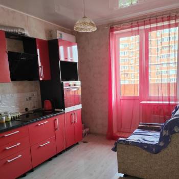 Сдается 1-комнатная квартира, 42 м²