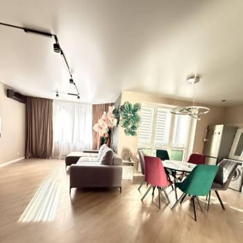 Сдается 2-х комнатная квартира, 65 м²
