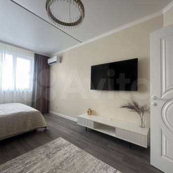Сдается 1-комнатная квартира, 37 м²