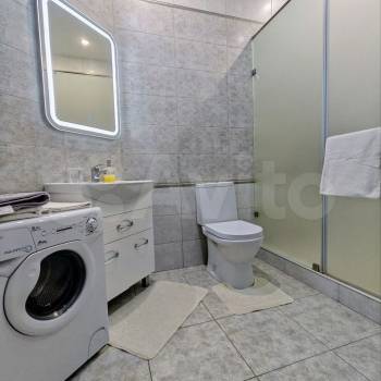 Продается 1-комнатная квартира, 50 м²