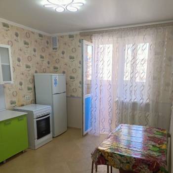 Сдается 2-х комнатная квартира, 64 м²