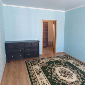Сдается 2-х комнатная квартира, 64 м²