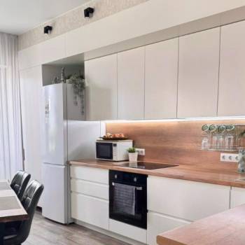 Продается 2-х комнатная квартира, 88 м²