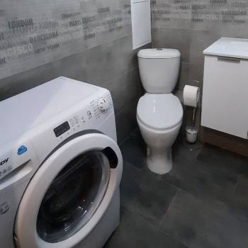 Продается 1-комнатная квартира, 37 м²