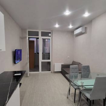 Продается 1-комнатная квартира, 44 м²