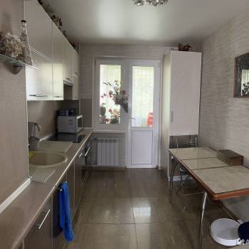 Продается Многокомнатная квартира, 97,1 м²