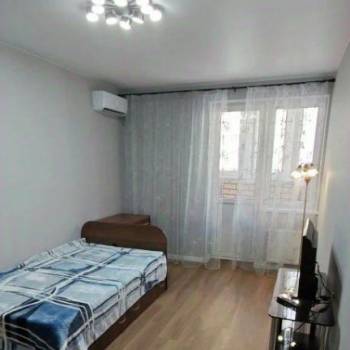 Сдается 1-комнатная квартира, 43 м²