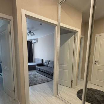 Сдается 1-комнатная квартира, 40 м²