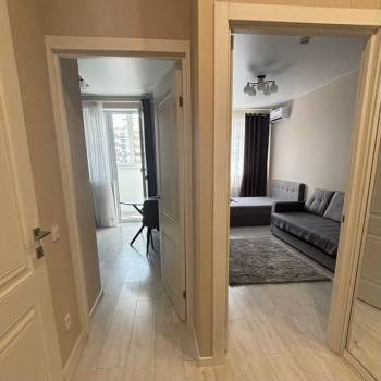 Сдается 1-комнатная квартира, 40 м²