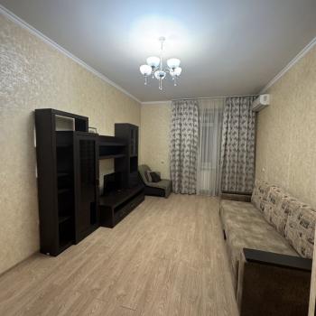 Сдается 1-комнатная квартира, 42 м²
