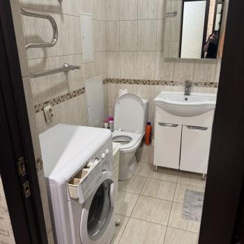 Сдается 1-комнатная квартира, 42 м²