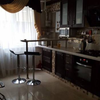 Продается 1-комнатная квартира, 49 м²