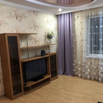 Сдается 1-комнатная квартира, 42 м²