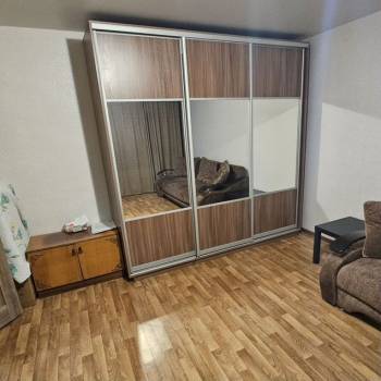 Сдается 1-комнатная квартира, 44 м²