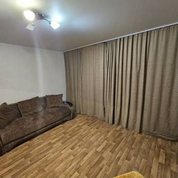Сдается 1-комнатная квартира, 44 м²