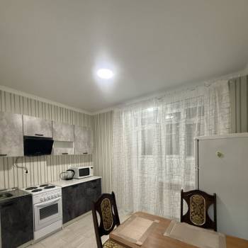 Сдается 1-комнатная квартира, 35 м²