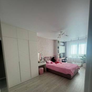 Продается 2-х комнатная квартира, 64,7 м²