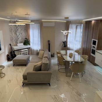 Продается 3-х комнатная квартира, 102 м²