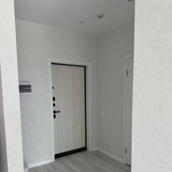 Сдается 1-комнатная квартира, 56 м²