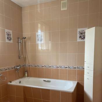 Продается Дом, 290 м²