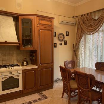 Продается Дом, 290 м²