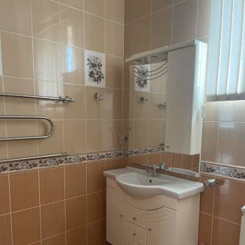 Продается Дом, 290 м²