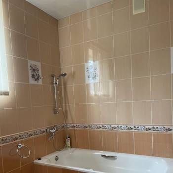 Продается Дом, 290 м²